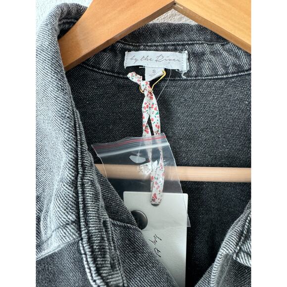 Black Denim Jacket-NWT- Oversized-Size Small B132 - Picture 2 of 6